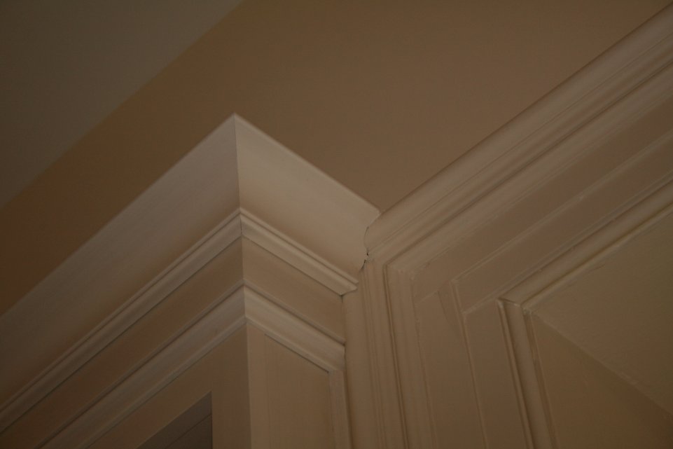 Crown molding close up.