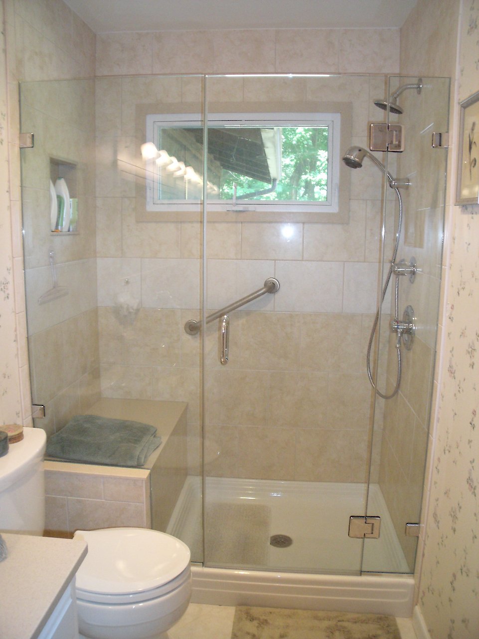 Frameless glass shower doors.